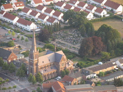 Klik op foto voor groter exemplaar [3Mb]